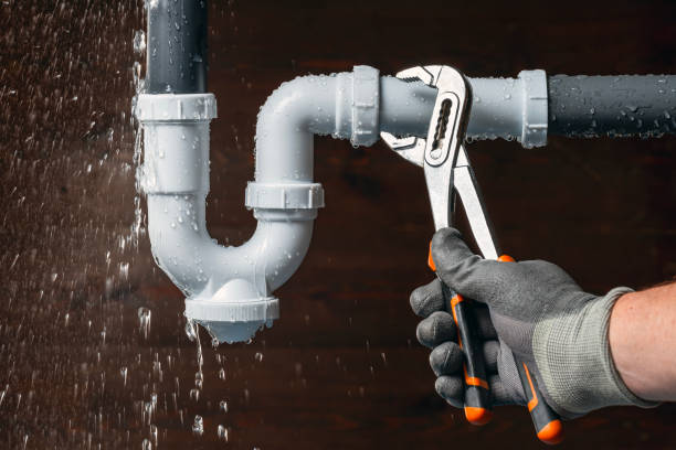 Professional Drain Cleaning technician working in Pewaukee, WI